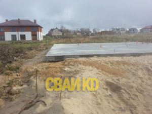Свайный фундамент с плитой. Фундамент для дома в п.Заостровье.